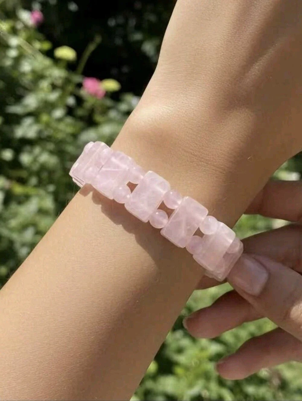 🩷🩷NEW🩷🩷 PRETTY!! Natural Stone ROSE QTZ Stretch Bracelet